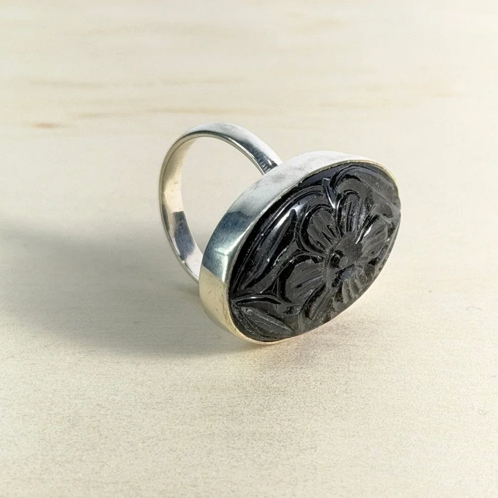 Vintage Onyx Black Sterling Silver Carved Floral Statement Ring Victorian Goth